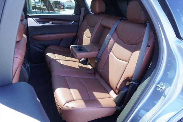 new 2025 Cadillac XT5 car, priced at $52,935