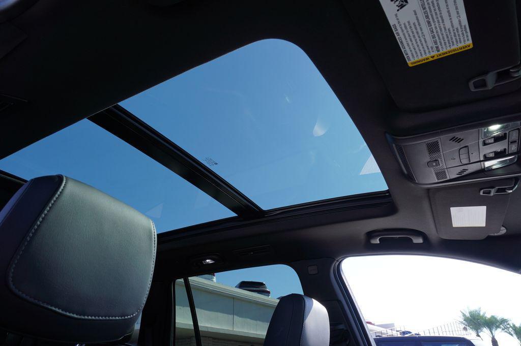 used 2025 Cadillac XT6 car, priced at $42,804