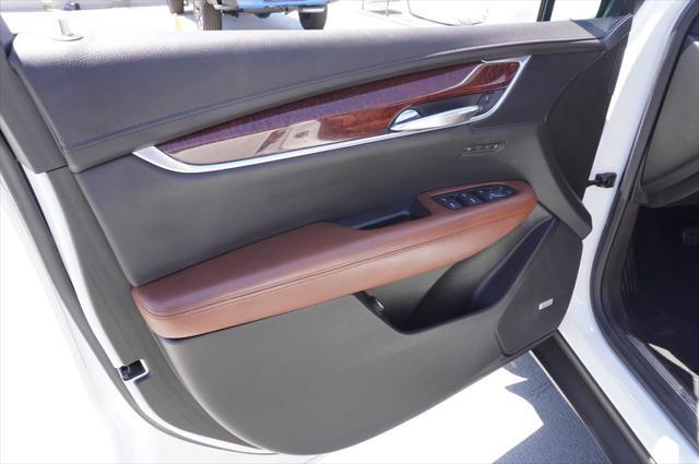 used 2019 Cadillac XT5 car, priced at $20,929