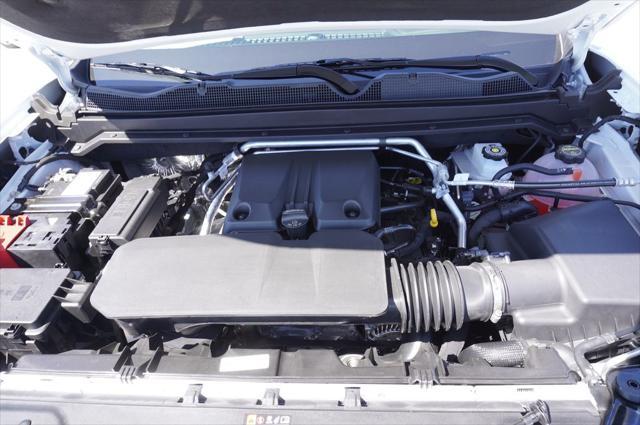 new 2025 GMC Canyon car, priced at $40,739
