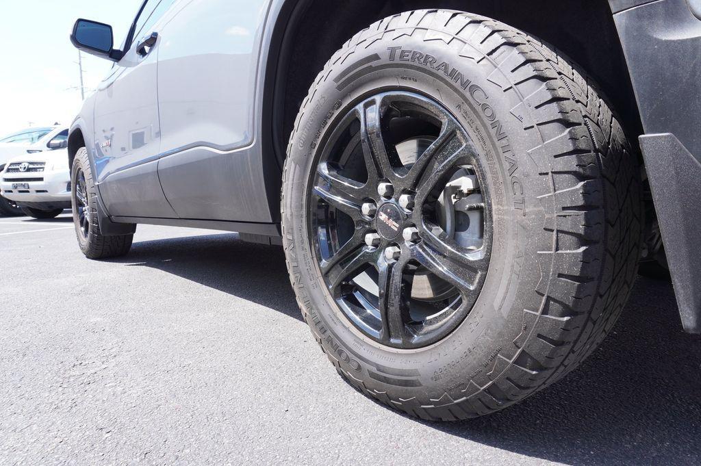 used 2022 GMC Acadia car, priced at $32,447