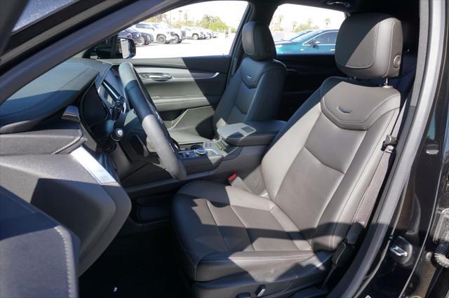 used 2024 Cadillac XT5 car, priced at $35,820