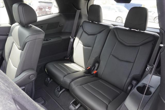 new 2025 Cadillac XT6 car, priced at $56,215