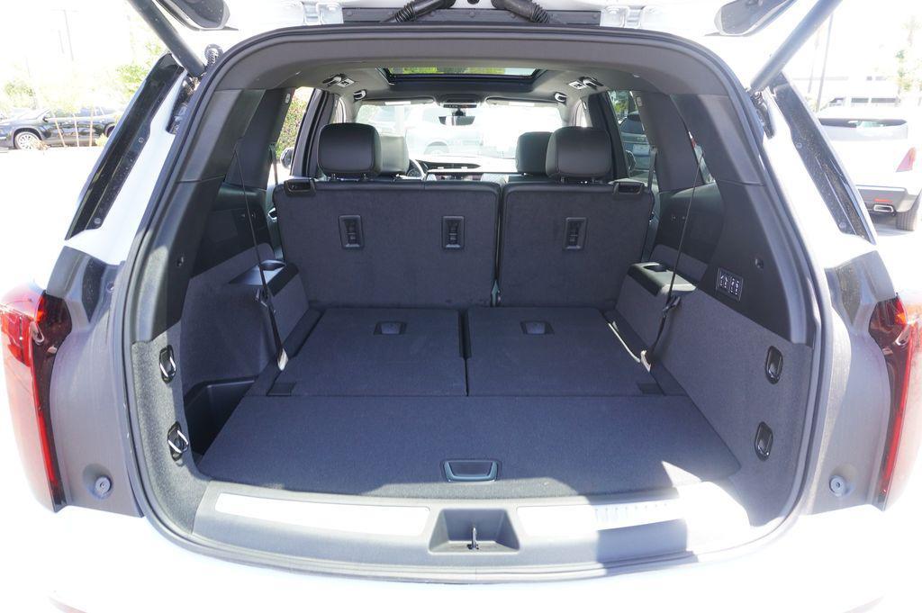 new 2025 Cadillac XT6 car, priced at $58,965