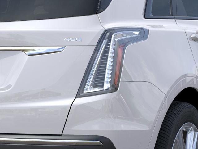 new 2025 Cadillac XT5 car, priced at $62,535