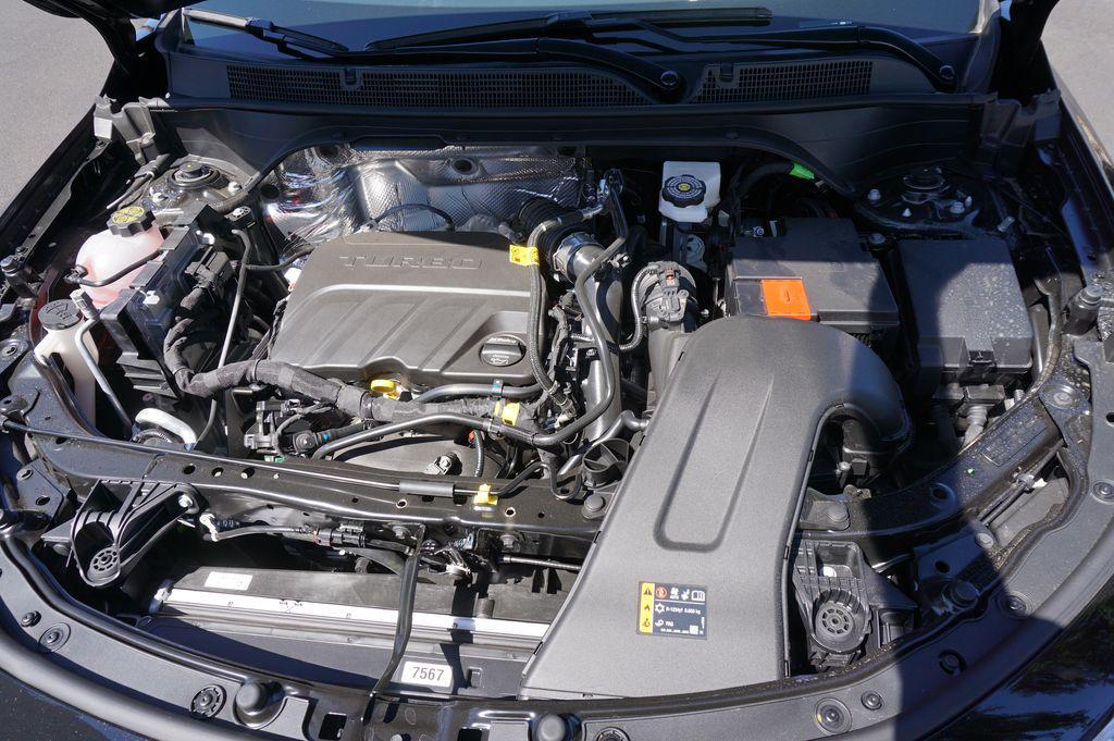 new 2025 Buick Envista car, priced at $21,566