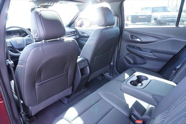 new 2025 Buick Envista car, priced at $30,385