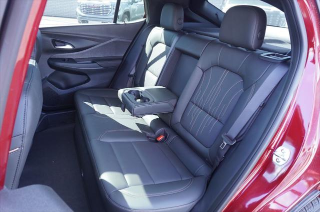 new 2025 Buick Envista car, priced at $30,385