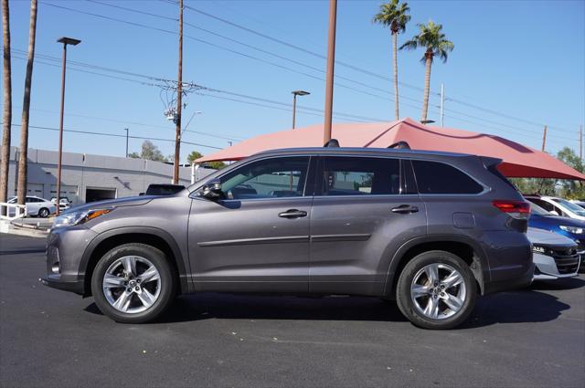 used 2017 Toyota Highlander car, priced at $24,391