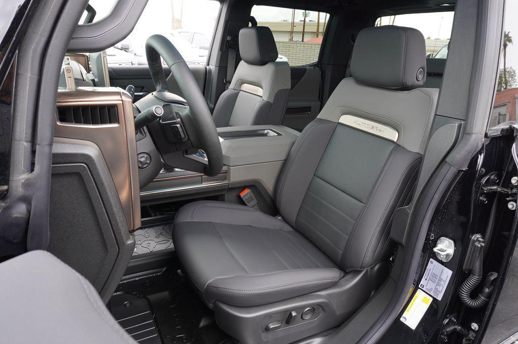 new 2025 GMC HUMMER EV Pickup car, priced at $112,896