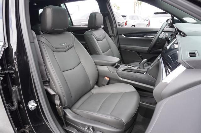 new 2025 Cadillac XT6 car, priced at $51,515