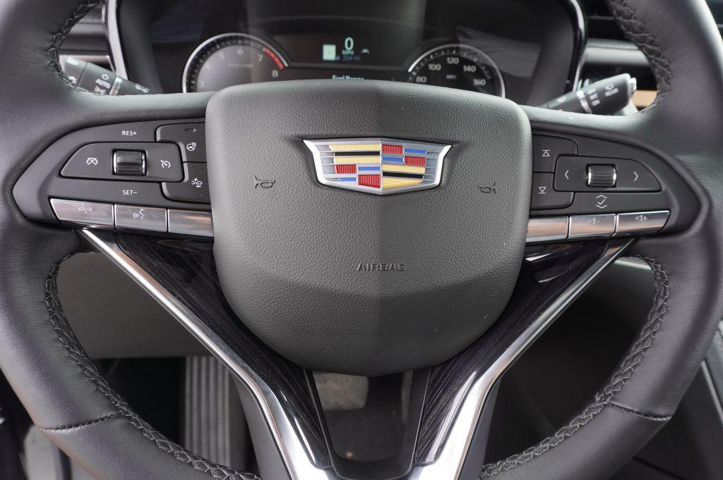 new 2025 Cadillac XT6 car, priced at $51,515