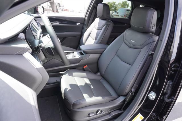 new 2025 Cadillac XT5 car, priced at $54,390