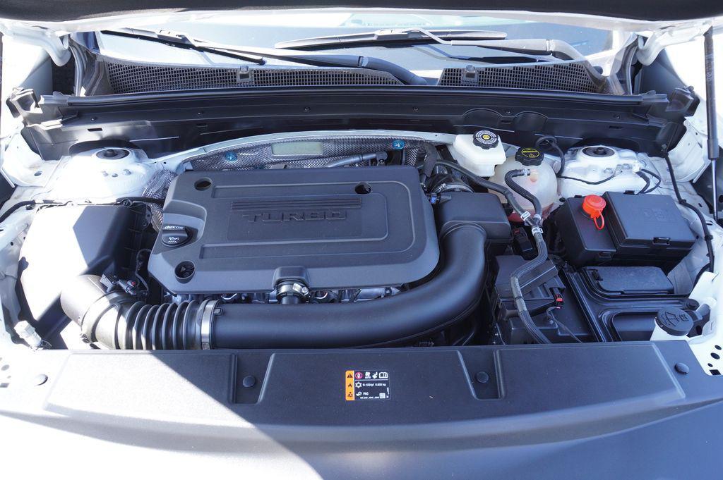 new 2025 Buick Envision car, priced at $34,645