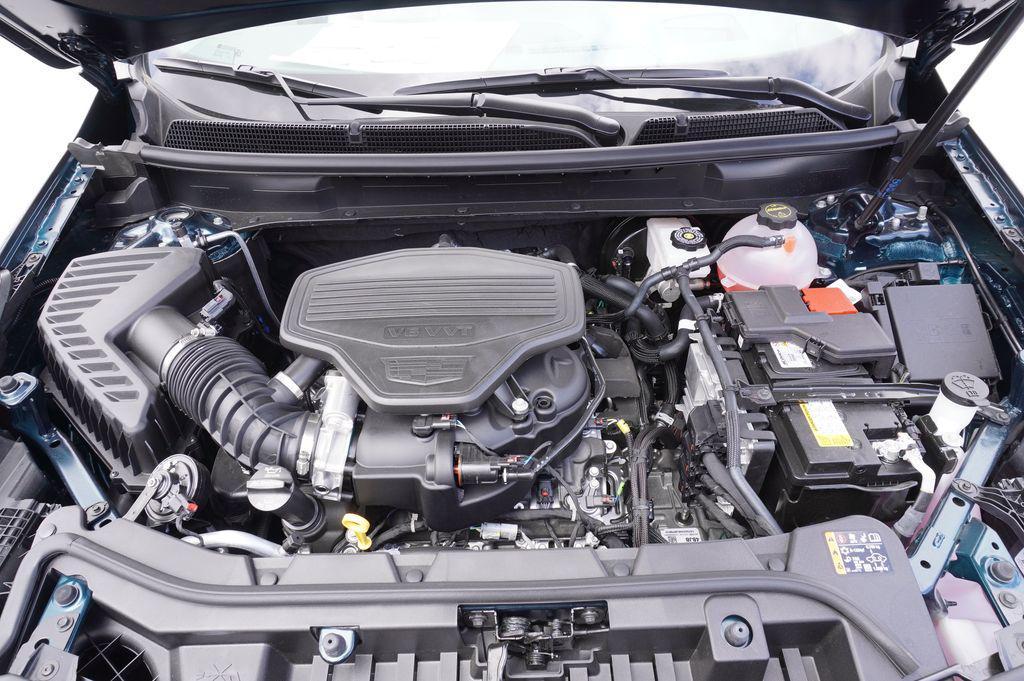 new 2025 Cadillac XT5 car, priced at $54,390