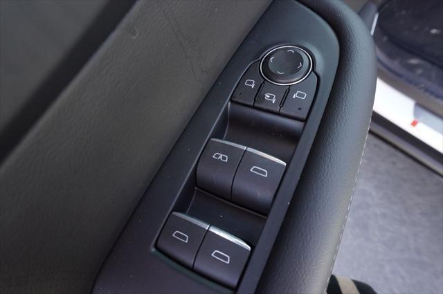 new 2025 Buick Enclave car, priced at $46,882
