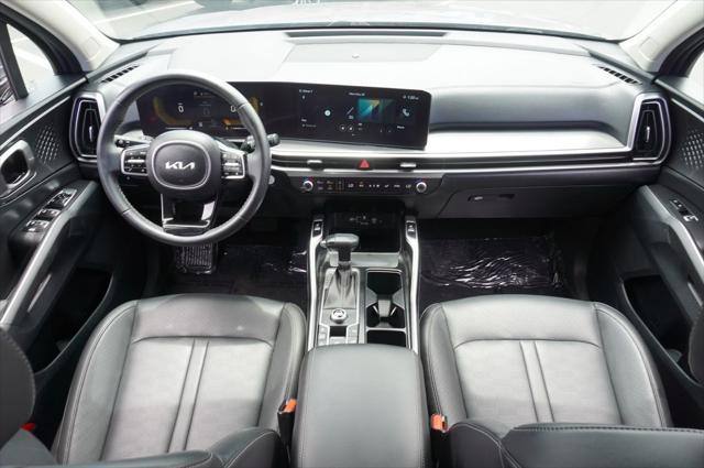 used 2024 Kia Sorento car, priced at $30,111