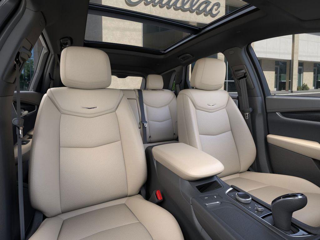 new 2025 Cadillac XT5 car, priced at $57,190