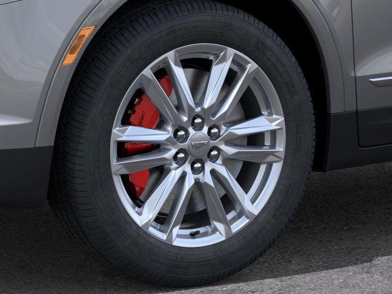 new 2025 Cadillac XT5 car, priced at $57,190