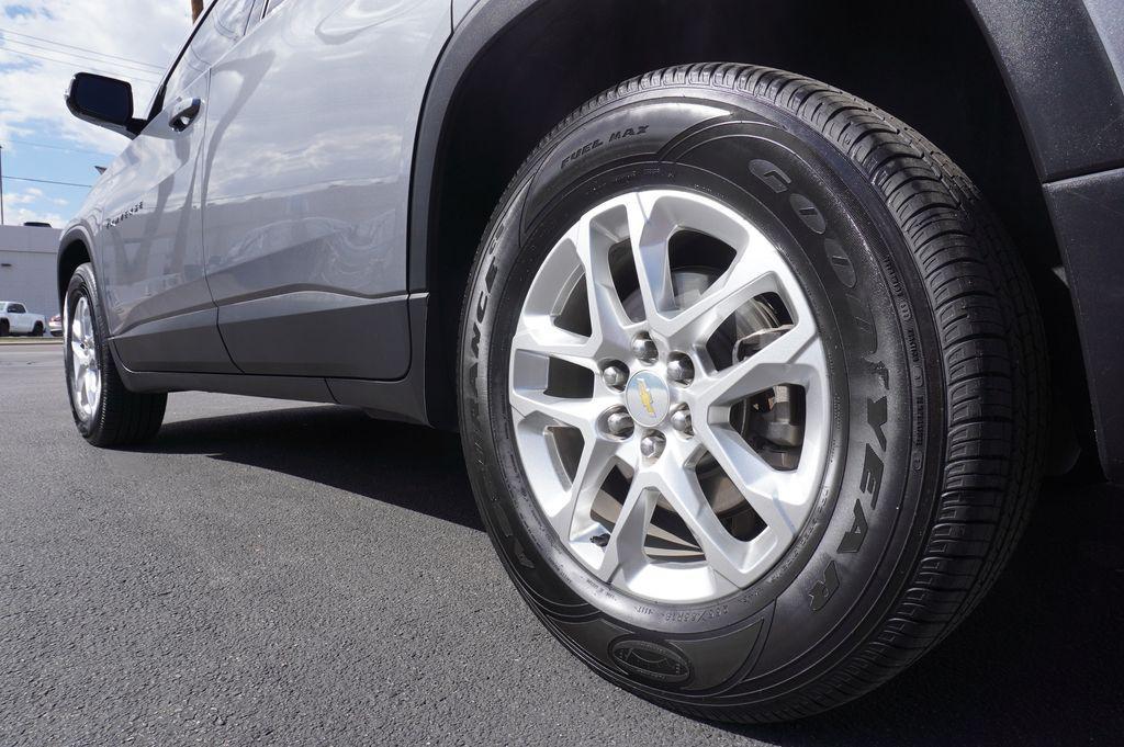 used 2019 Chevrolet Traverse car, priced at $19,330