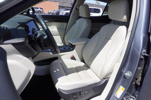 used 2021 Buick Envision car, priced at $20,679