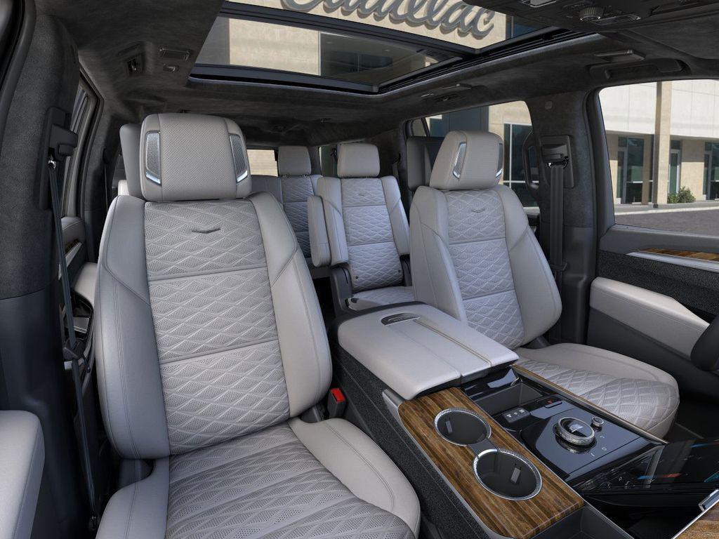 new 2025 Cadillac Escalade ESV car, priced at $131,665