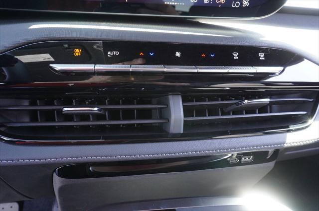 new 2025 Buick Enclave car, priced at $45,622