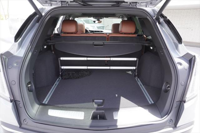 new 2025 Cadillac XT5 car, priced at $60,810