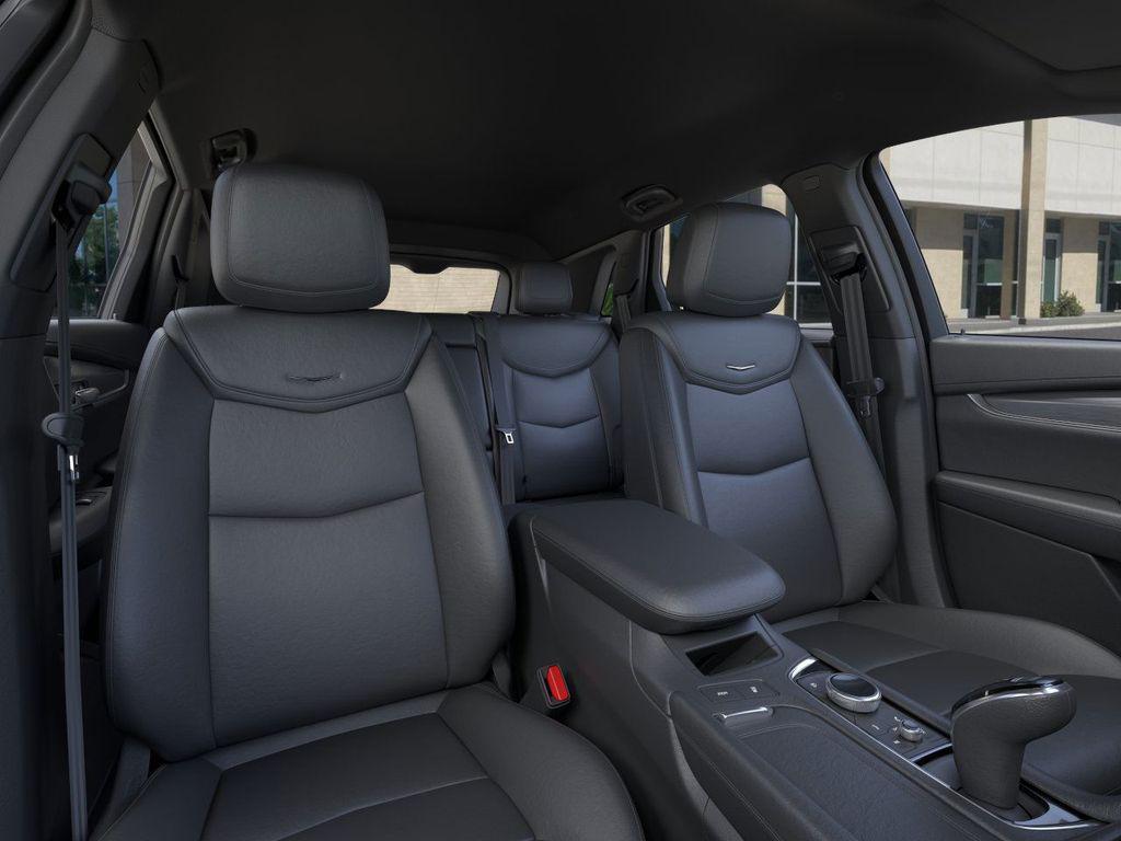 new 2025 Cadillac XT5 car, priced at $44,290