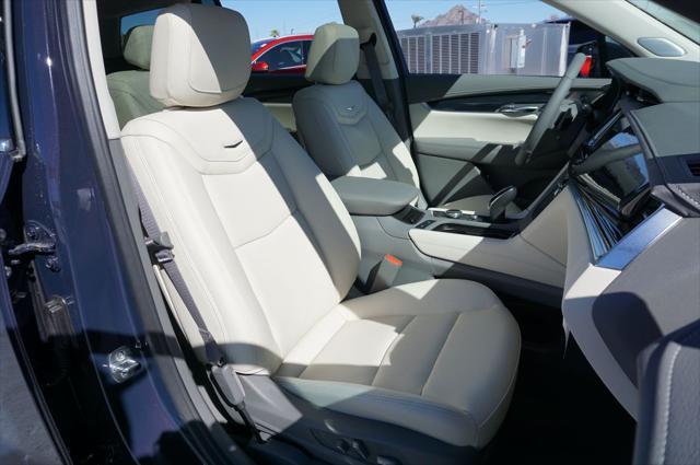 new 2025 Cadillac XT6 car, priced at $56,215