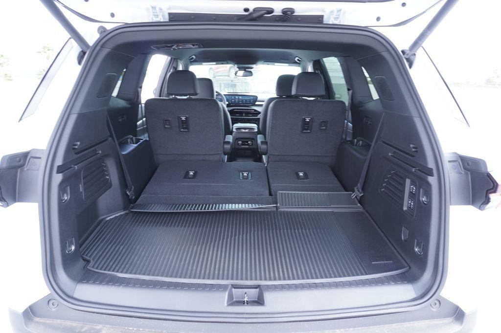 new 2025 Buick Enclave car, priced at $41,620