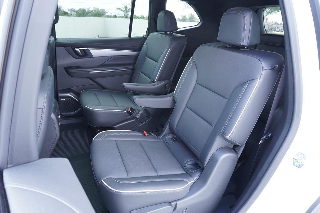 new 2025 Buick Enclave car, priced at $41,620