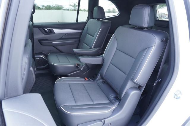 new 2025 Buick Enclave car, priced at $45,801