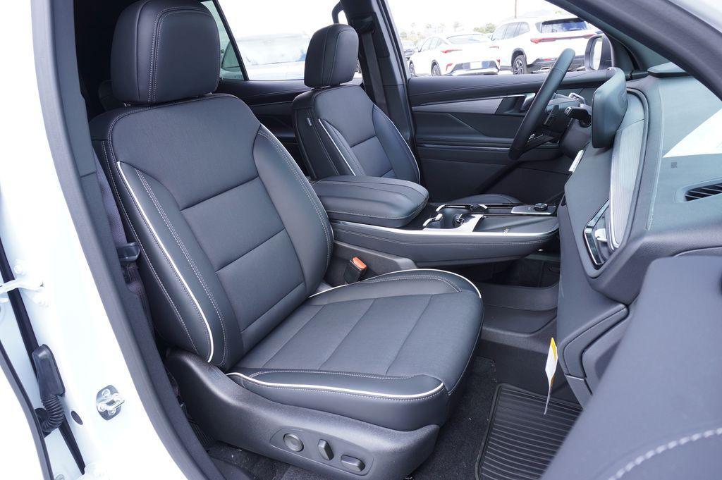 new 2025 Buick Enclave car, priced at $41,620