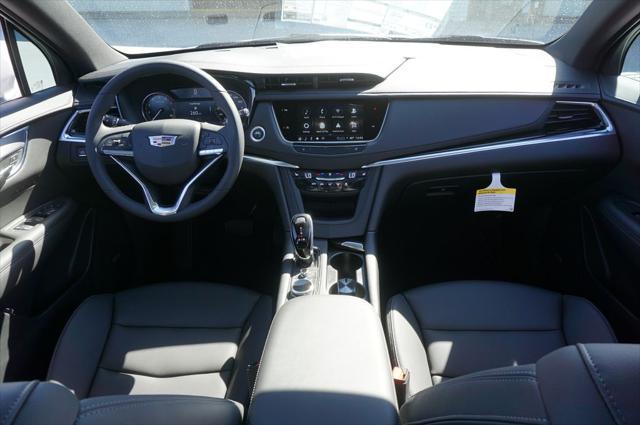 new 2025 Cadillac XT6 car, priced at $48,590