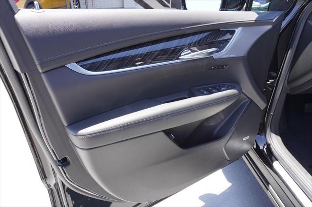 used 2025 Cadillac XT6 car, priced at $56,492