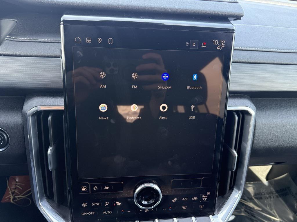 used 2024 GMC Acadia car, priced at $38,994