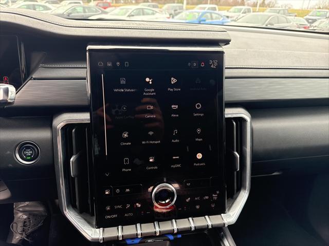 used 2024 GMC Acadia car