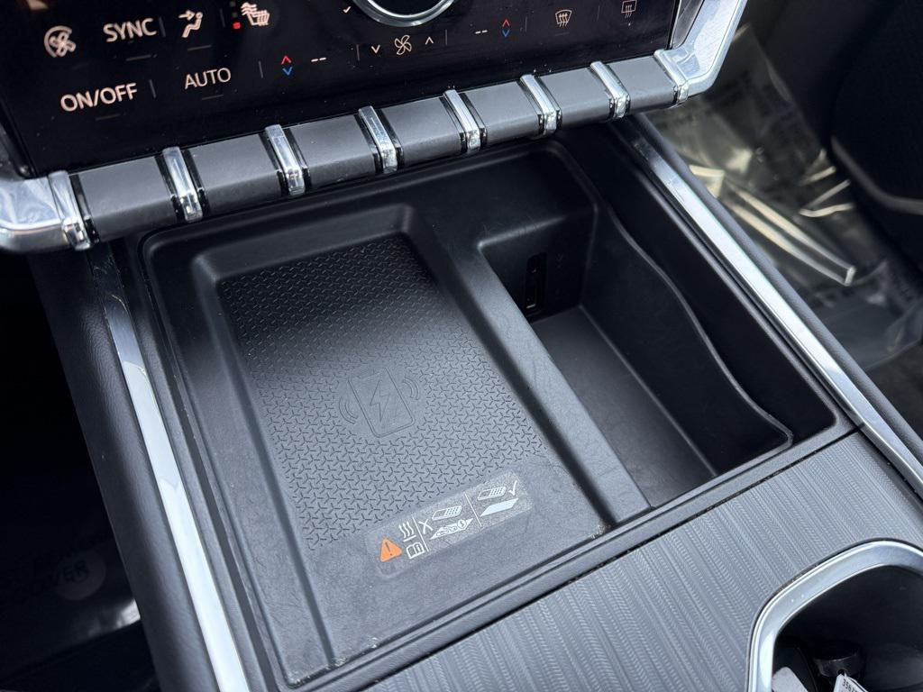 used 2024 GMC Acadia car, priced at $38,994