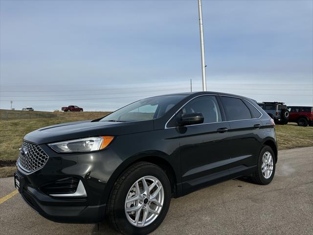 used 2024 Ford Edge car, priced at $28,999