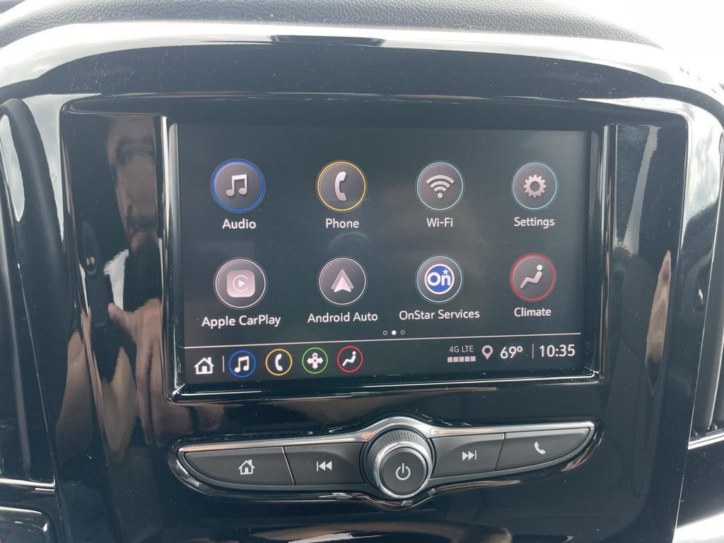 used 2023 Chevrolet Traverse car, priced at $28,991