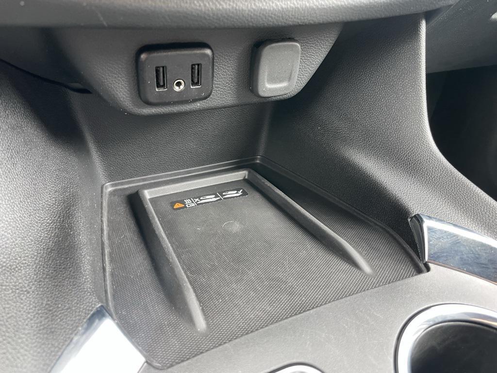 used 2023 Chevrolet Traverse car, priced at $28,991