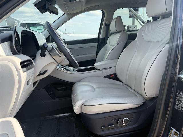 used 2024 Hyundai Palisade car, priced at $41,999