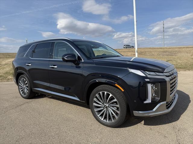 used 2024 Hyundai Palisade car, priced at $41,999
