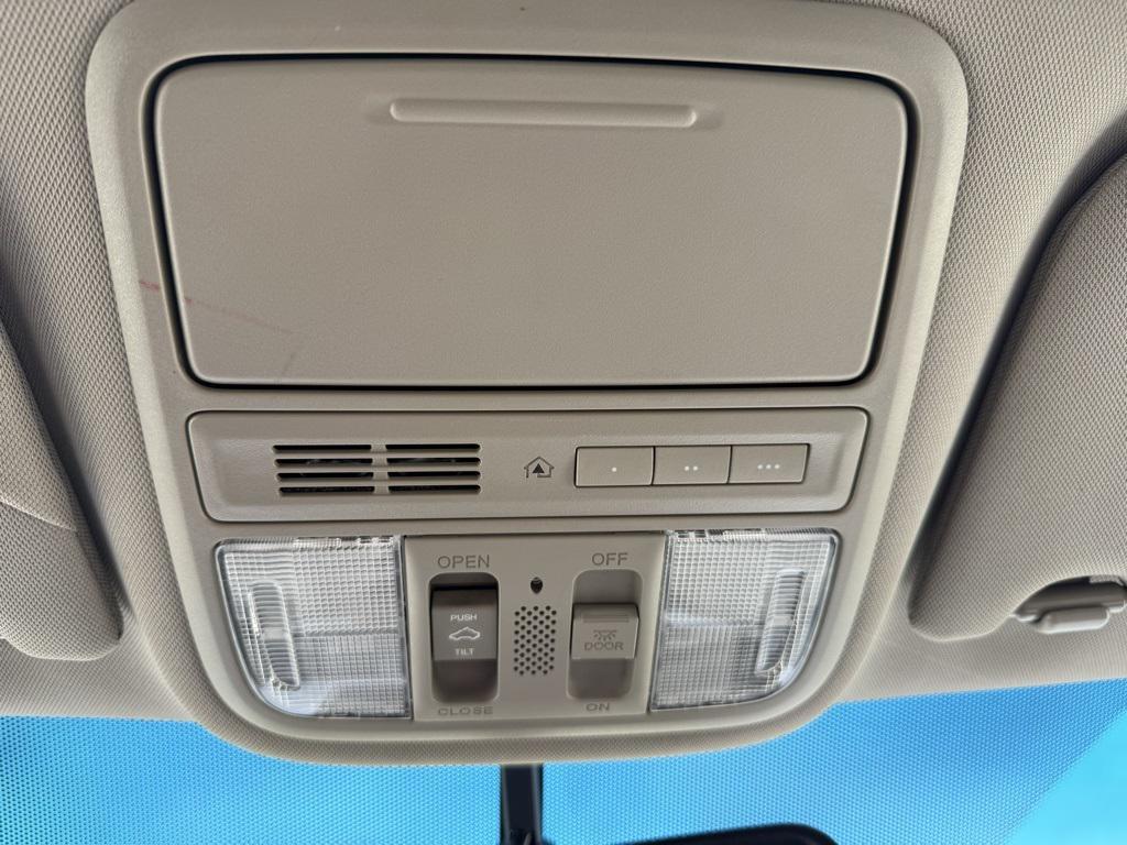 used 2012 Honda Odyssey car, priced at $7,991