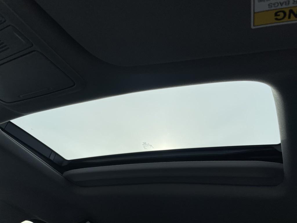 used 2024 Honda Odyssey car, priced at $34,999