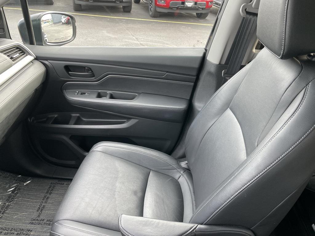 used 2024 Honda Odyssey car, priced at $34,999