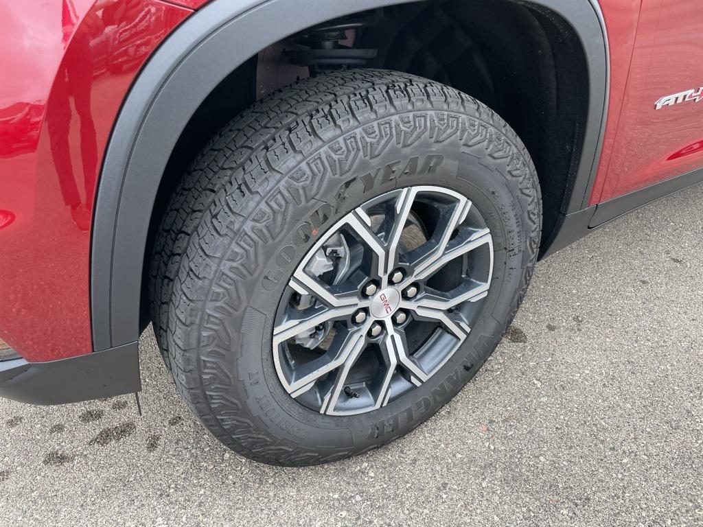 used 2025 GMC Acadia car, priced at $48,999