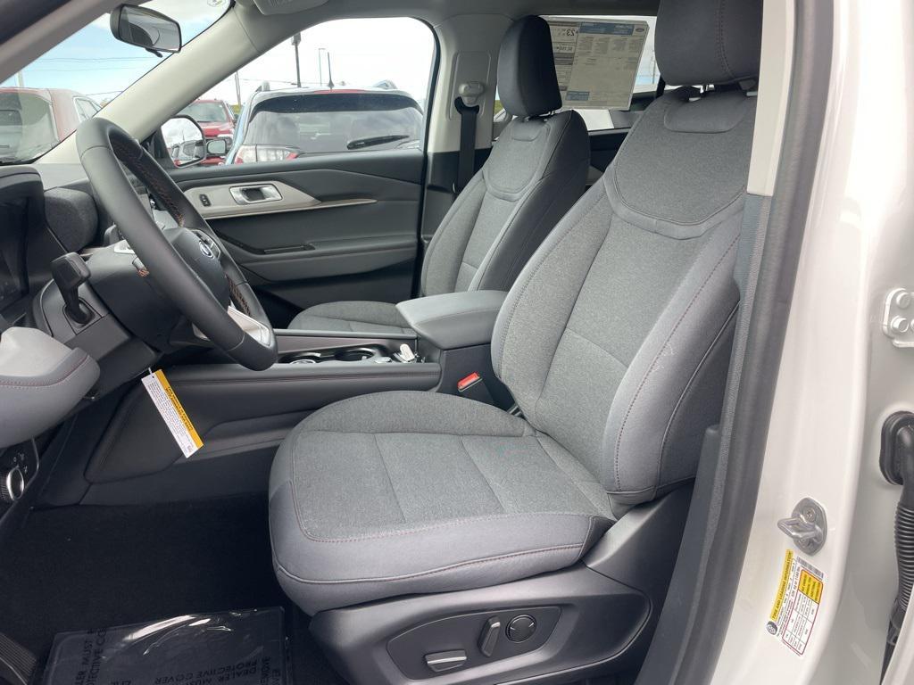 new 2026 Ford Explorer car, priced at $43,028