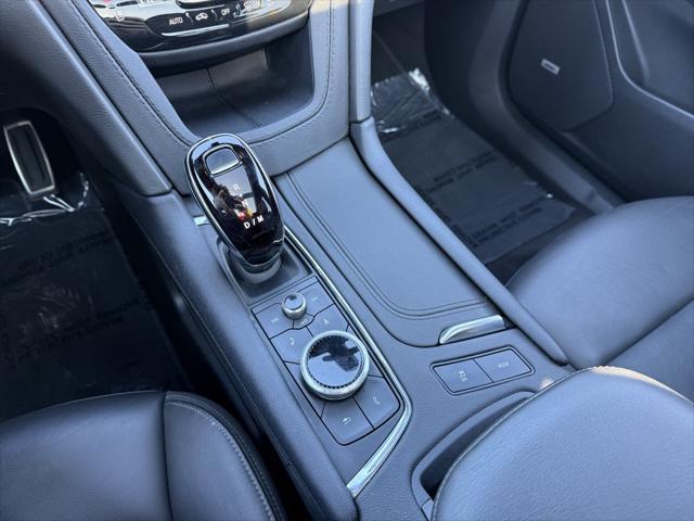used 2024 Cadillac XT6 car, priced at $46,991